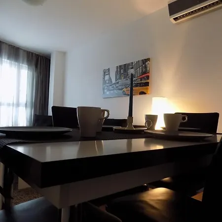 Infinity Apartment *